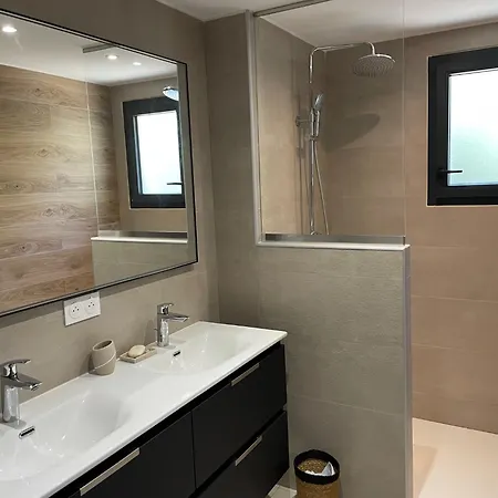 Semesterbostad Corse - Maison Face A La Mer *