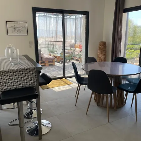 Дом отдыха Corse - Maison Face A La Mer *