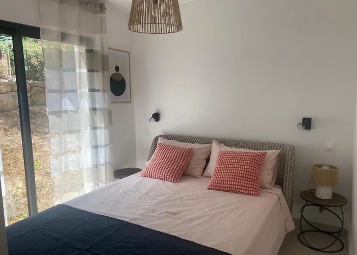 Corse - Maison Face A La Mer Nyaraló *